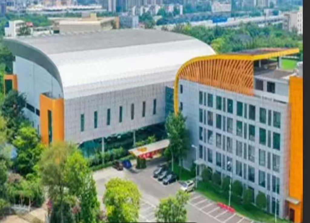 成都市全國重點(diǎn)乒乓球運(yùn)動學(xué)校體育館